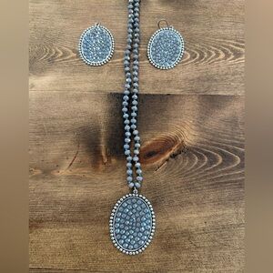 Elegant Silver Jewelry Set